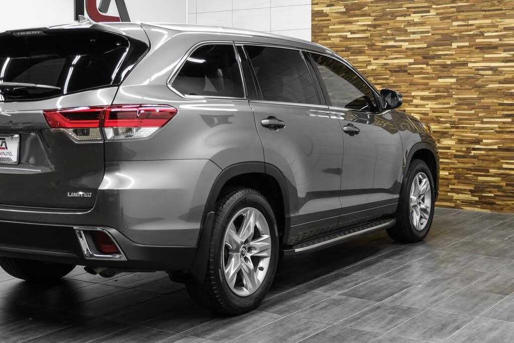 used 2019 Toyota Highlander car, priced at $23,494