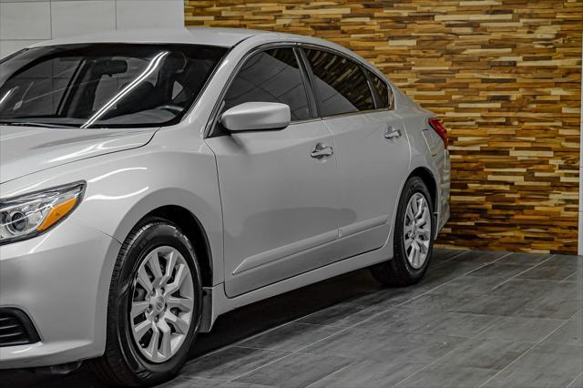 used 2017 Nissan Altima car