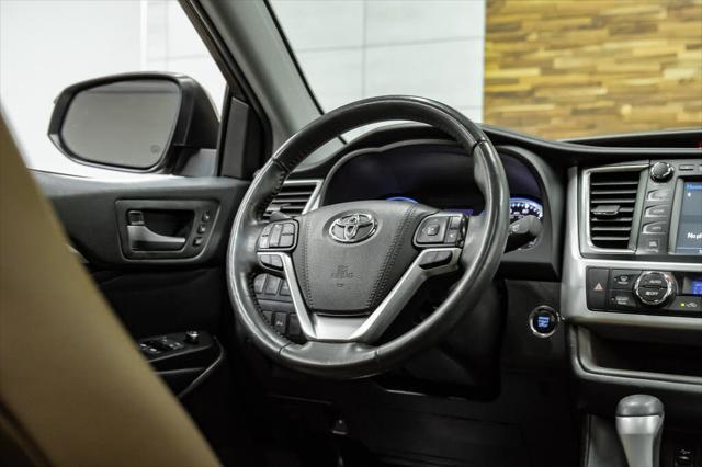 used 2019 Toyota Highlander car, priced at $24,991