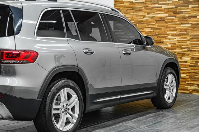 used 2020 Mercedes-Benz GLB 250 car, priced at $21,991