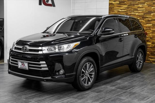 used 2019 Toyota Highlander car, priced at $26,491