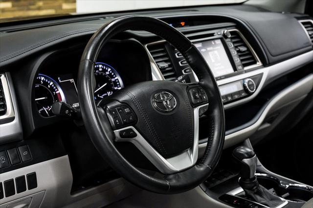 used 2019 Toyota Highlander car, priced at $26,491