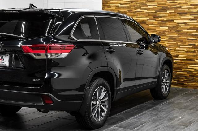 used 2019 Toyota Highlander car, priced at $26,491