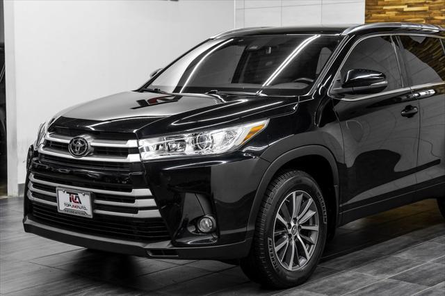 used 2019 Toyota Highlander car, priced at $26,491