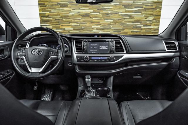 used 2015 Toyota Highlander car, priced at $16,991