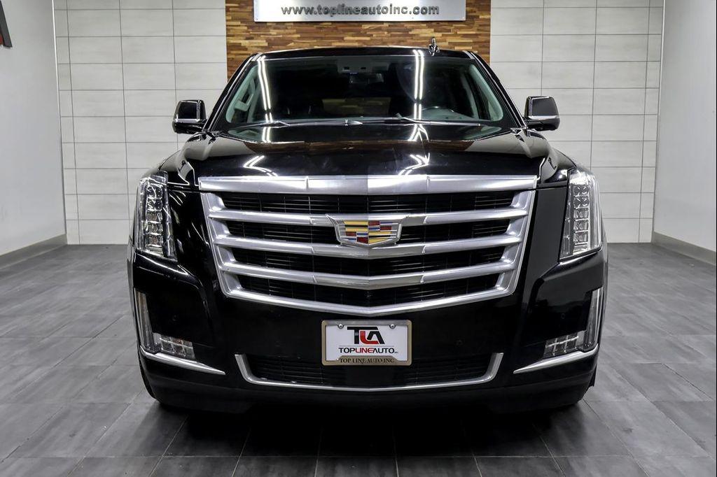 used 2020 Cadillac Escalade ESV car, priced at $29,991