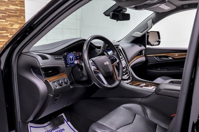 used 2020 Cadillac Escalade ESV car, priced at $29,991
