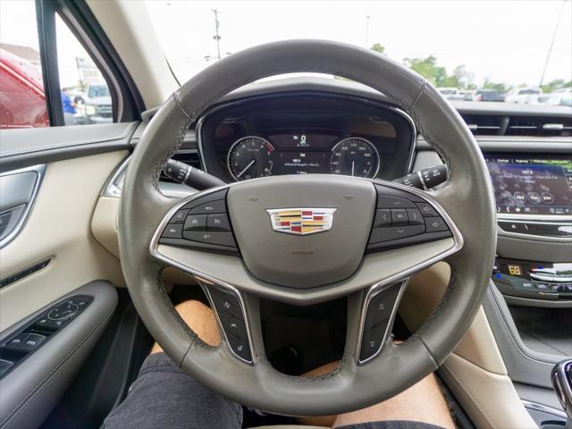 used 2021 Cadillac XT5 car, priced at $29,544