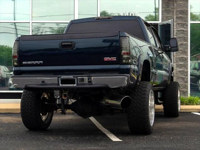 used 2005 GMC Sierra 2500 car, priced at $24,744