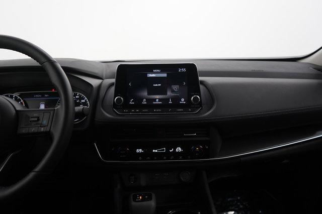 used 2024 Nissan Rogue car, priced at $28,699
