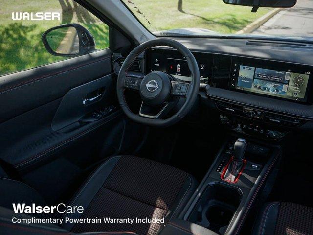 new 2025 Nissan Kicks car, priced at $29,299