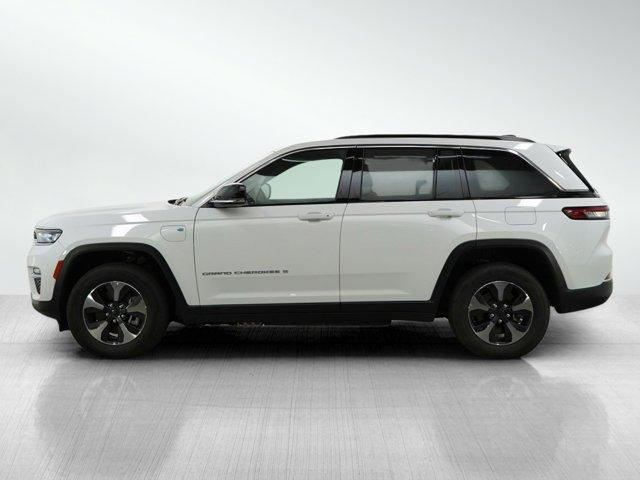 used 2024 Jeep Grand Cherokee car, priced at $28,998