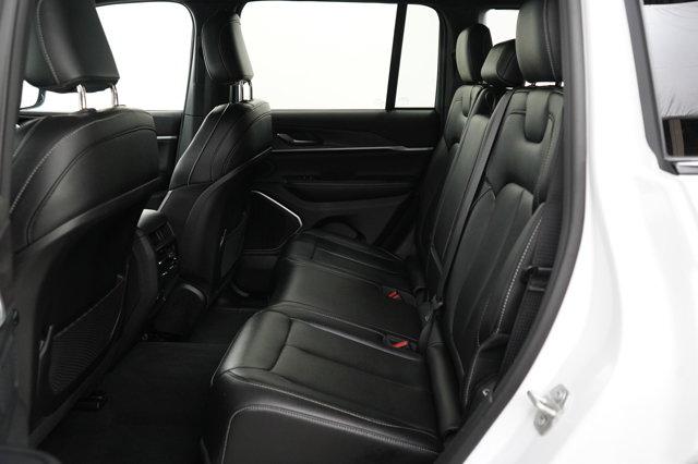 used 2024 Jeep Grand Cherokee car, priced at $28,998