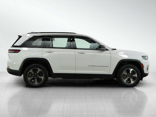 used 2024 Jeep Grand Cherokee car, priced at $28,998