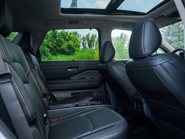 new 2025 Nissan Pathfinder car, priced at $41,899