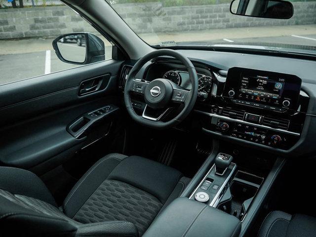 new 2025 Nissan Pathfinder car, priced at $35,999