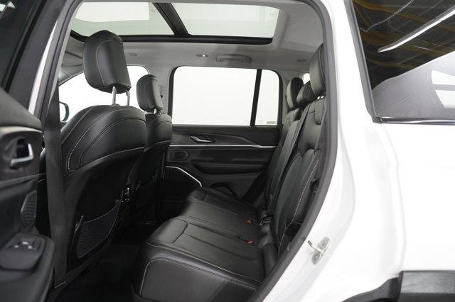 used 2023 Jeep Grand Cherokee car, priced at $30,899