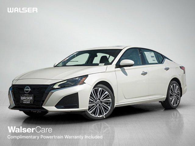 new 2025 Nissan Altima car, priced at $35,299