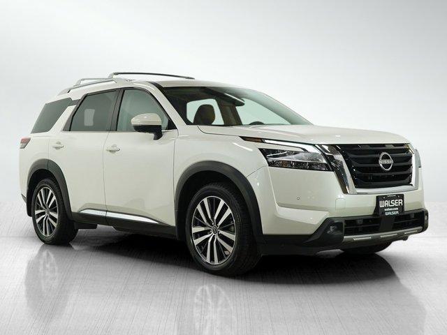 used 2022 Nissan Pathfinder car, priced at $34,998