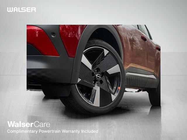 new 2025 Nissan Kicks car, priced at $30,999