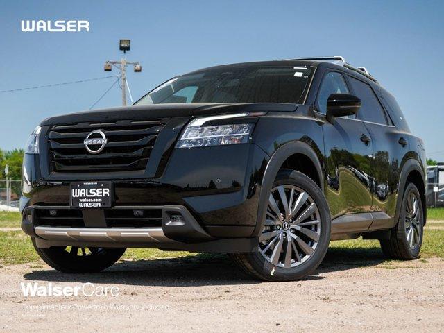 new 2024 Nissan Pathfinder car, priced at $48,199