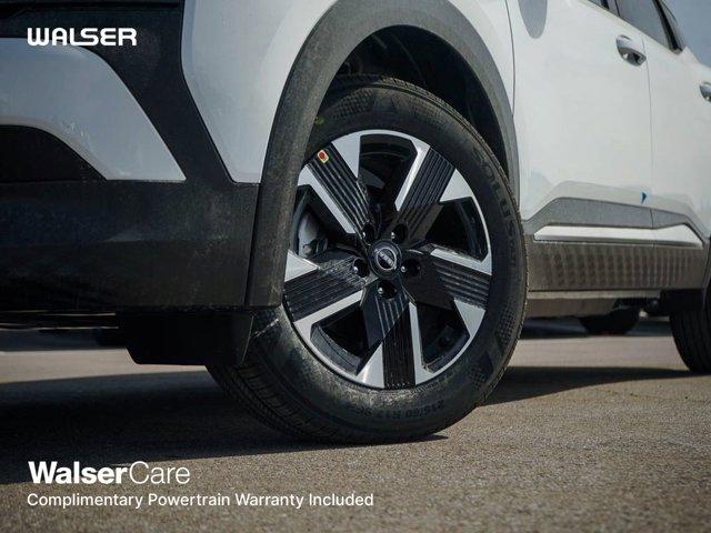 new 2025 Nissan Kicks car, priced at $28,499