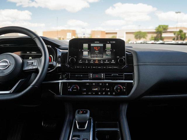 new 2025 Nissan Pathfinder car, priced at $45,649