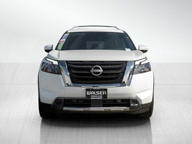 new 2025 Nissan Pathfinder car, priced at $45,649