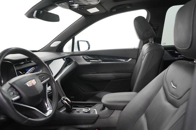 used 2024 Cadillac XT6 car, priced at $44,998