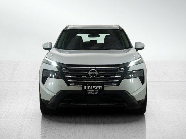 used 2024 Nissan Rogue car, priced at $27,998