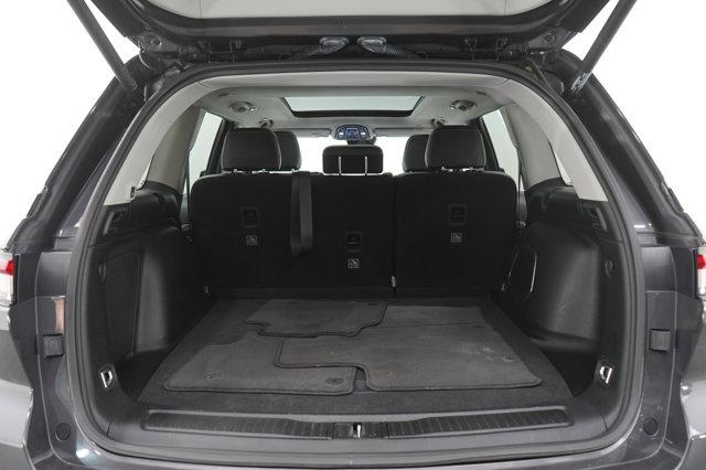 used 2023 Jeep Grand Cherokee car, priced at $31,399