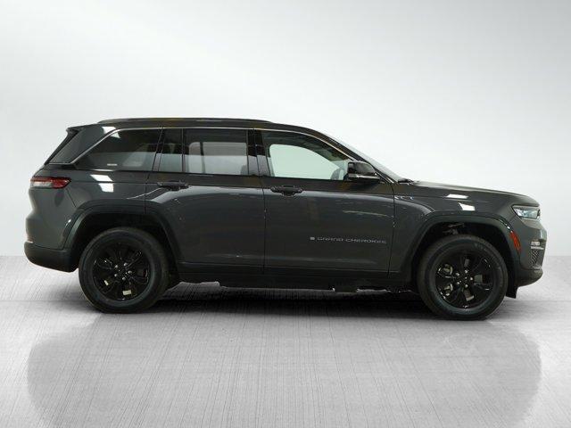 used 2023 Jeep Grand Cherokee car, priced at $31,399