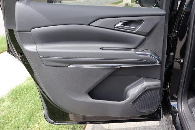 new 2025 Chevrolet Traverse car, priced at $44,194