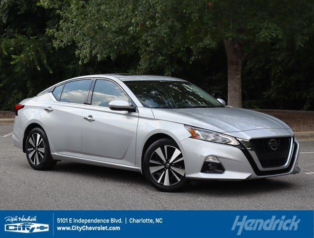 used 2022 Nissan Altima car, priced at $23,215