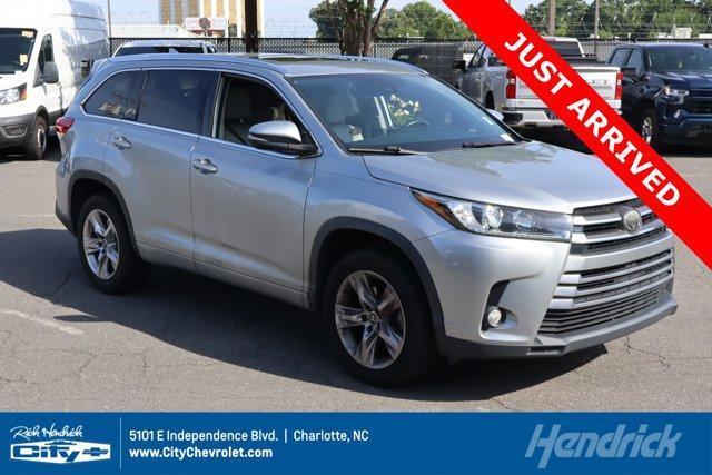 used 2018 Toyota Highlander car, priced at $24,756