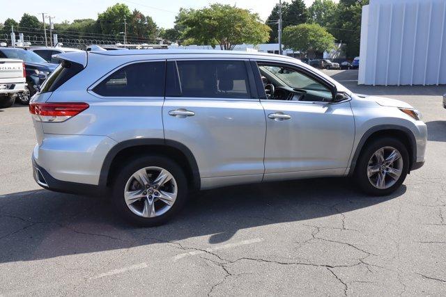 used 2018 Toyota Highlander car, priced at $24,756