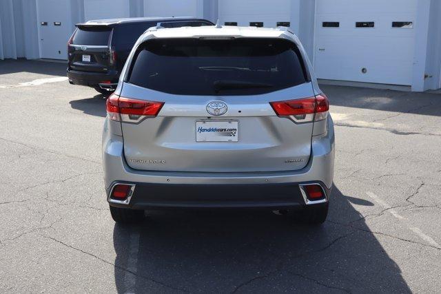 used 2018 Toyota Highlander car, priced at $24,756