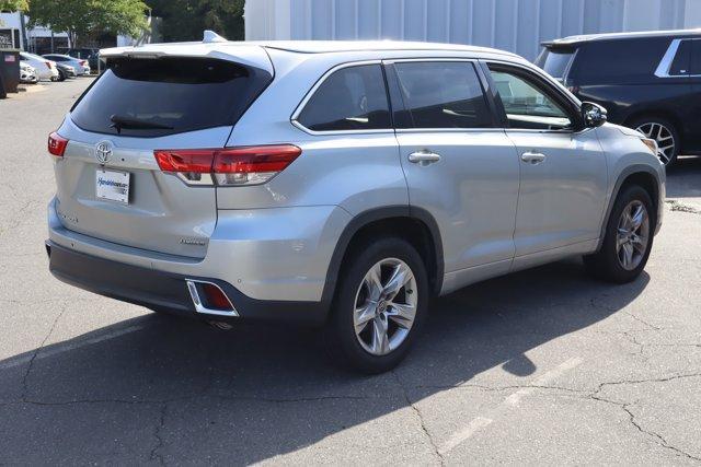 used 2018 Toyota Highlander car, priced at $24,756