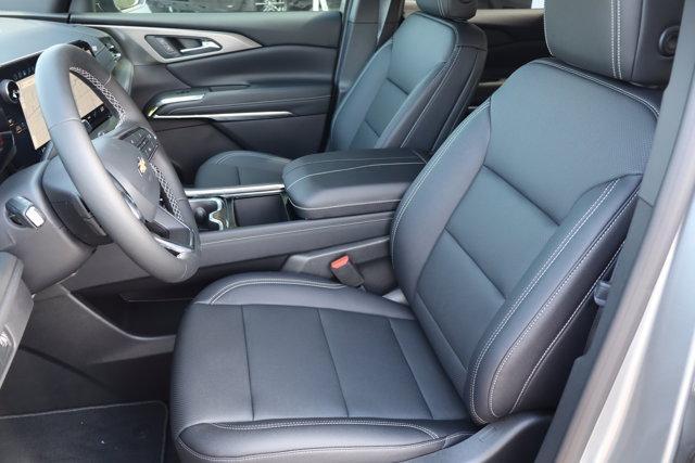 new 2026 Chevrolet Traverse car, priced at $43,573