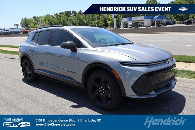 new 2025 Chevrolet Equinox EV car, priced at $39,590