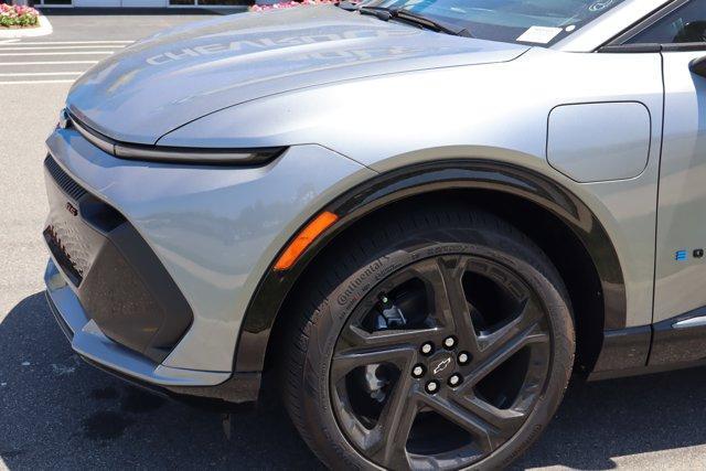 new 2025 Chevrolet Equinox EV car, priced at $39,590