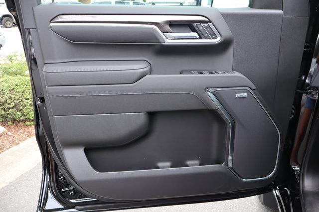 new 2025 Chevrolet Silverado 1500 car, priced at $58,751
