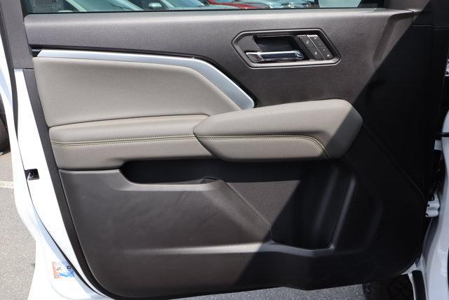 new 2025 Chevrolet Colorado car, priced at $52,425