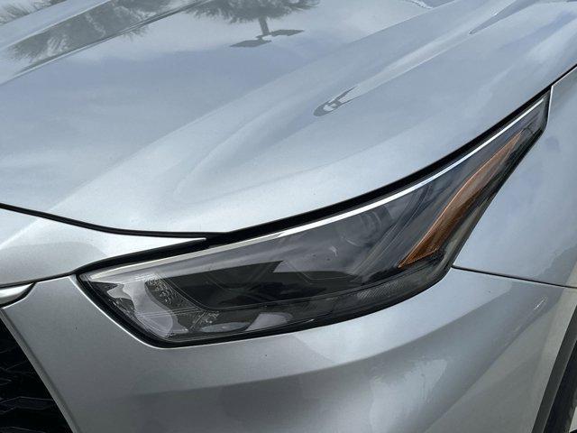 used 2022 Toyota Highlander car, priced at $37,180