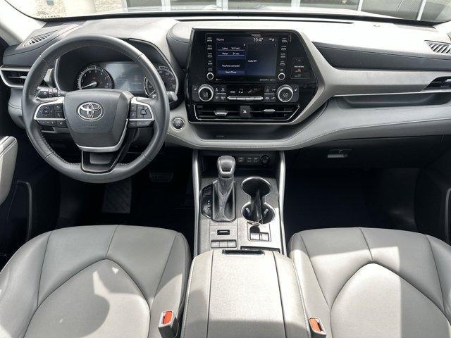 used 2022 Toyota Highlander car, priced at $37,180