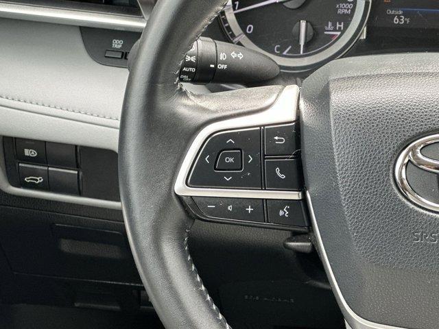 used 2022 Toyota Highlander car, priced at $37,180