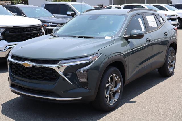 new 2025 Chevrolet Trax car, priced at $24,235