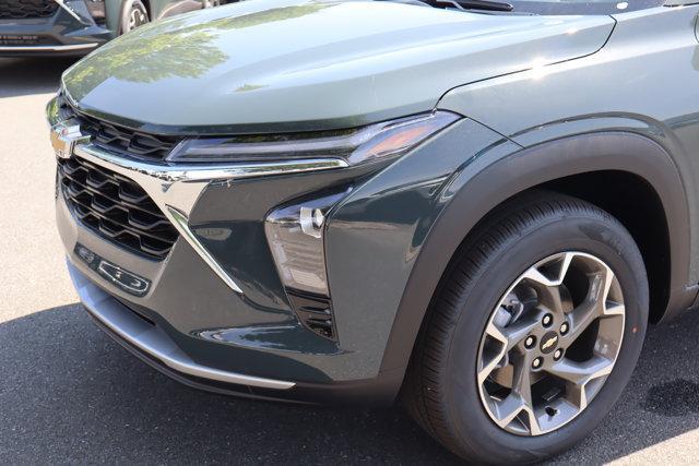new 2025 Chevrolet Trax car, priced at $24,235