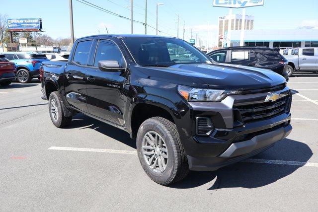 new 2025 Chevrolet Colorado car, priced at $36,490