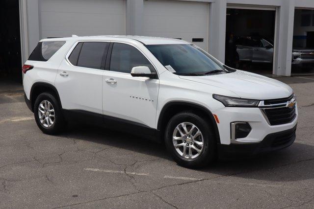 used 2022 Chevrolet Traverse car, priced at $27,512